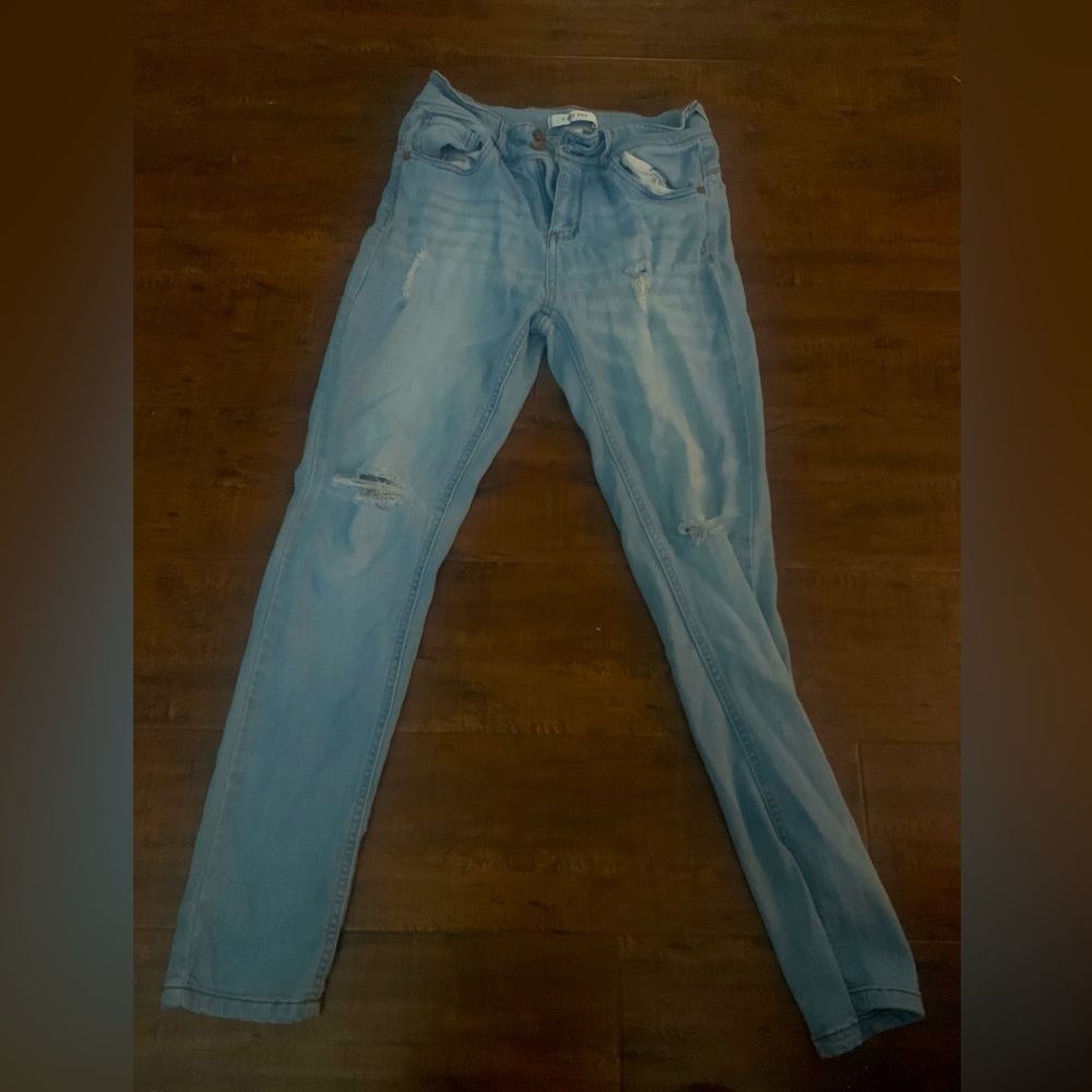 C’est Toi lightwash ripped skinny jeans
